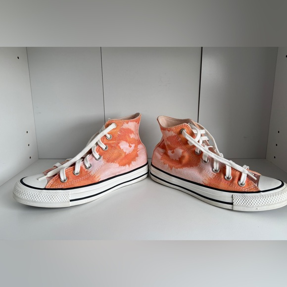 Converse Chuck Taylor All Star High 
Sneakers In Orange/White Sz 6.5 - Picture 2 of 6